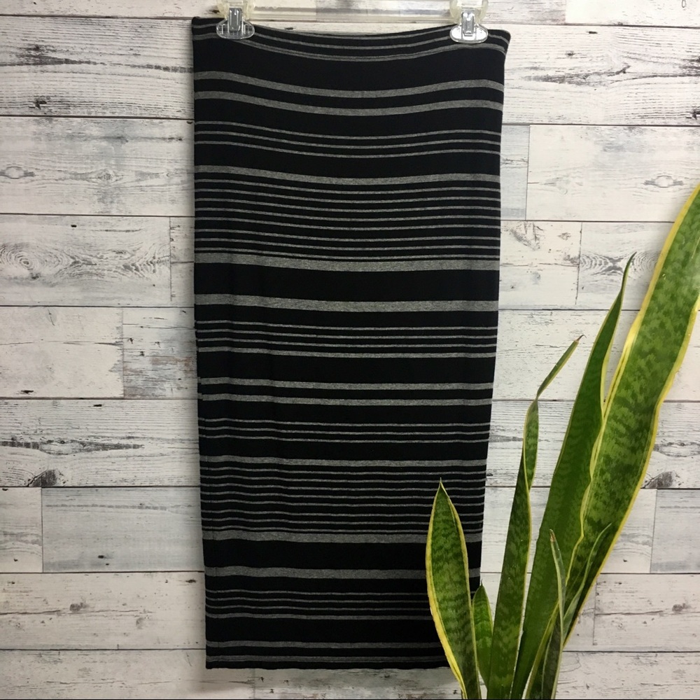 🍁 Jean By Buffalo black and gray maxi skirt